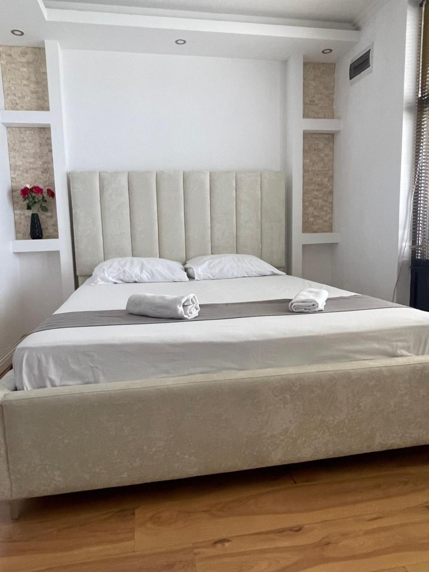 Days Inn Apartments Ulcinj Exterior photo